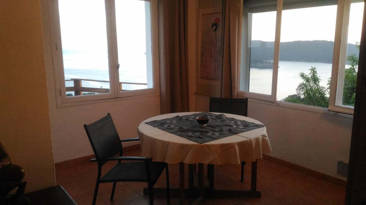 La Coccinelle Aparthotel Île du Levant Exterior foto